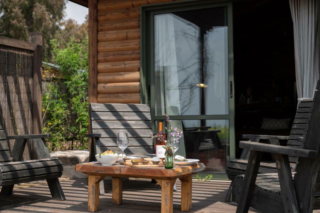 Assaf Boutique Winery & Cabins Kidmat Tsvi Exterior photo